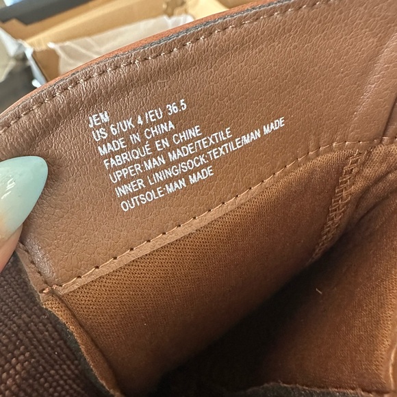 SHOEDAZZLE FAUX LEATHER STRETCH Brown BOOT FLAT HEEL With ZIP Sz 6 - Picture 12 of 13